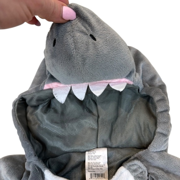 Baby Shark Halloween Costume Infant/Toddler 18-24 Months Target Plush Jumpsuit - Picture 5 of 9